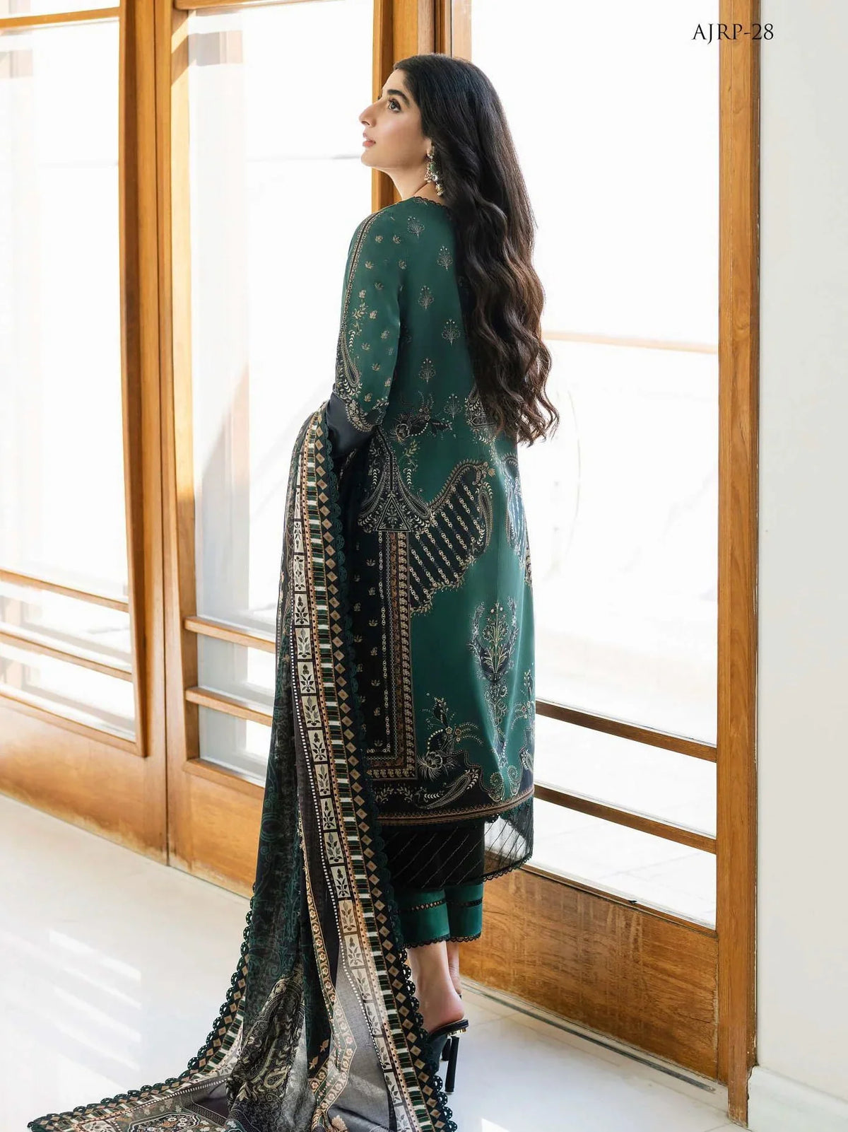Pakistani Asim Jofa Embroidered Lawn Unstitched Three Piece - AJRP-28